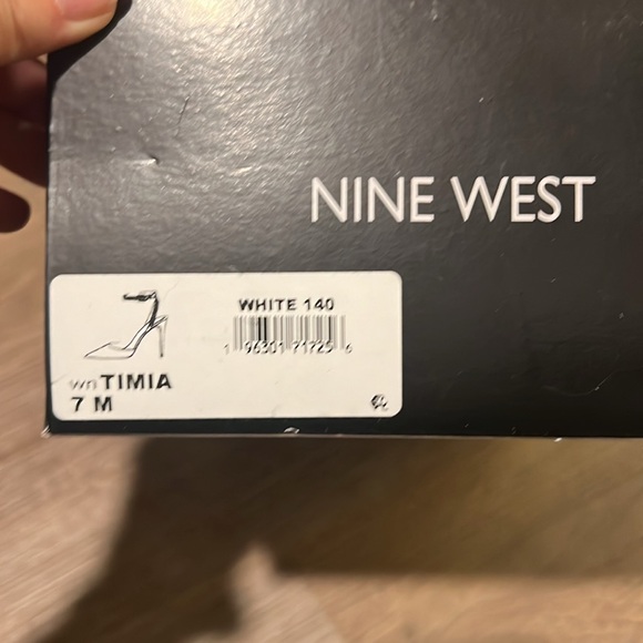 Nine West heels - Picture 5 of 5